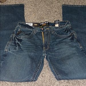 Men’s ariat jeans